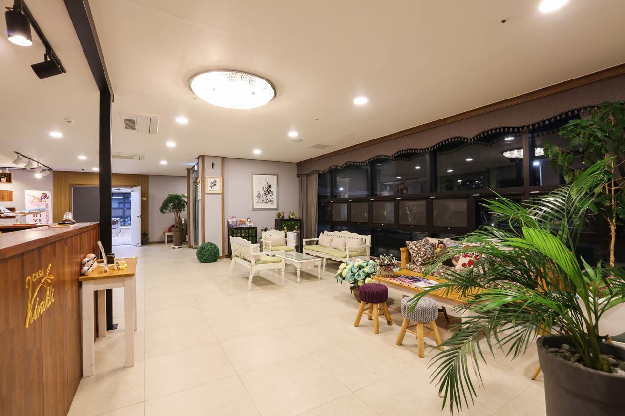 Casa de Vivaldi Hotel Seogwipo Exterior foto