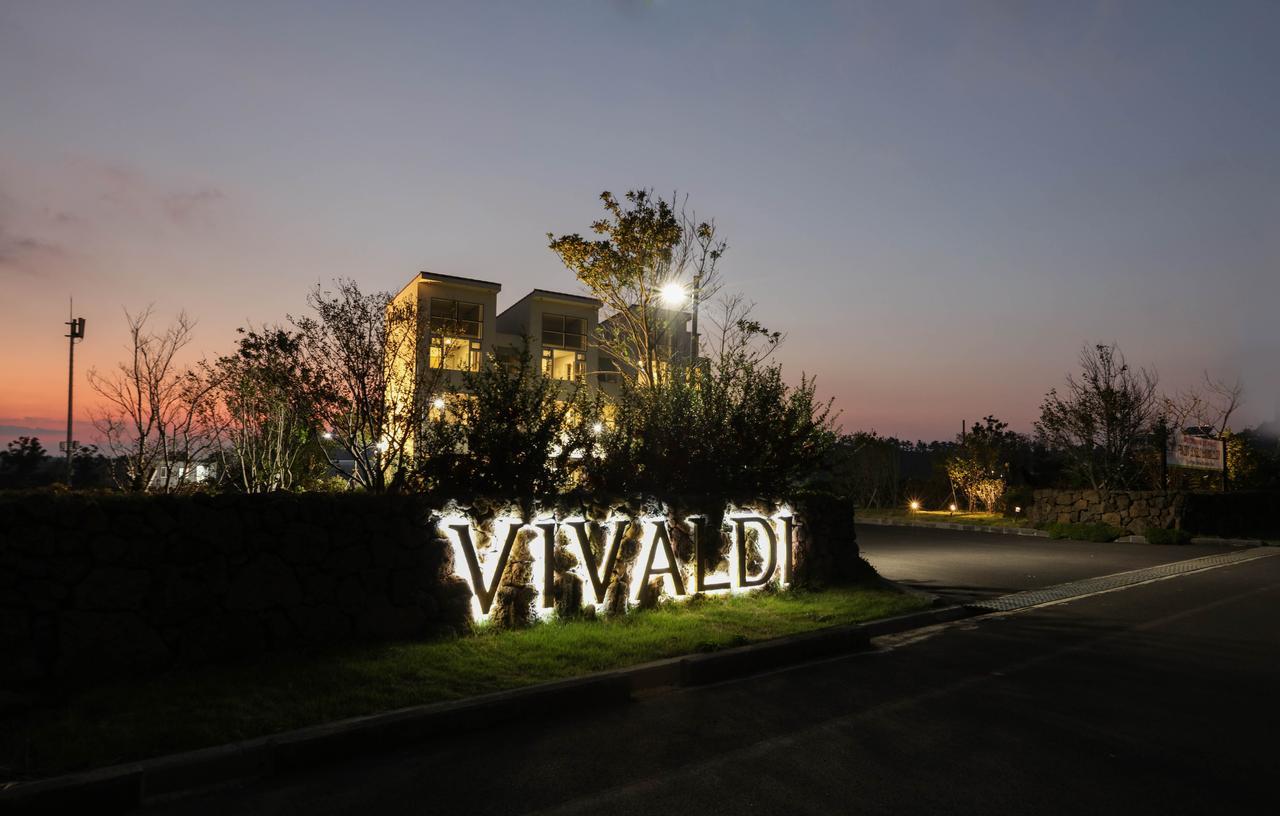 Casa de Vivaldi Hotel Seogwipo Exterior foto